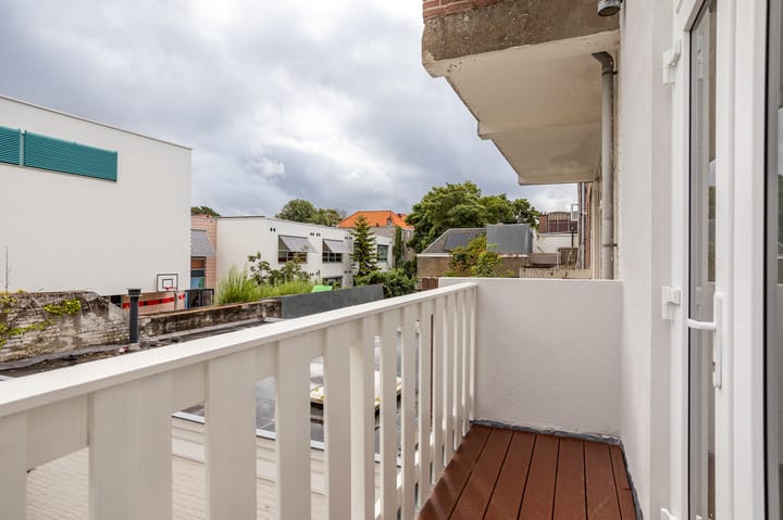 Foto 5 van Helmersstraat 83