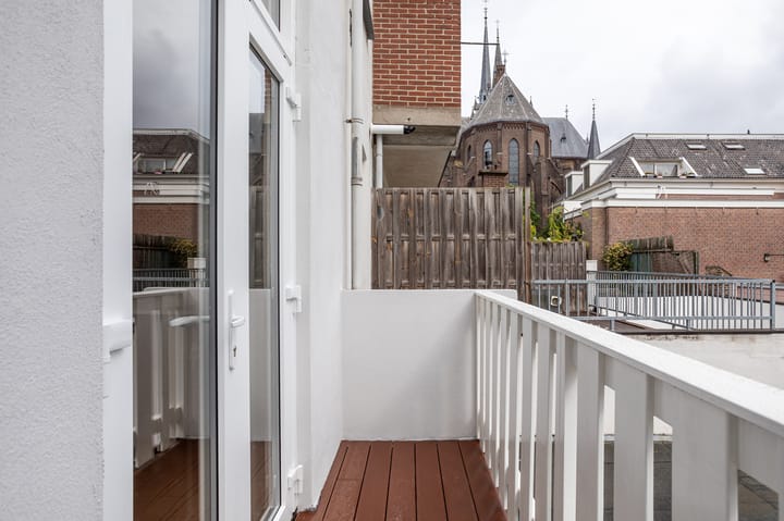 Foto 25 van Helmersstraat 83