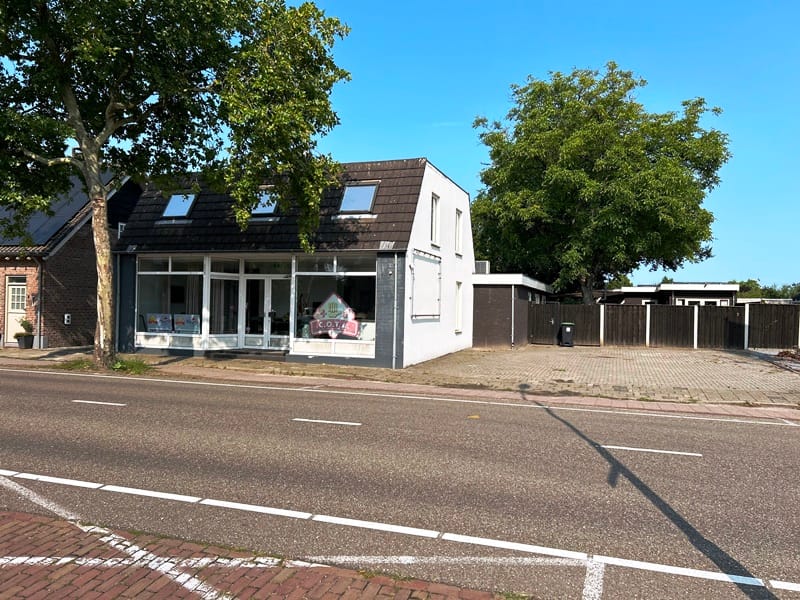 Bekijk foto 1 van Luikerweg 74