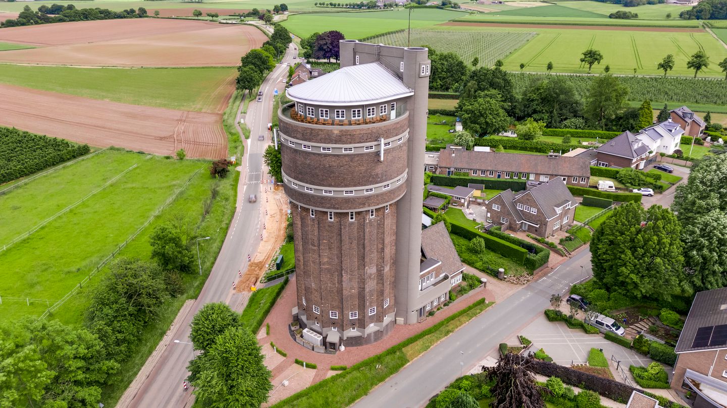 View photo 3 of De Bockhofweg 1