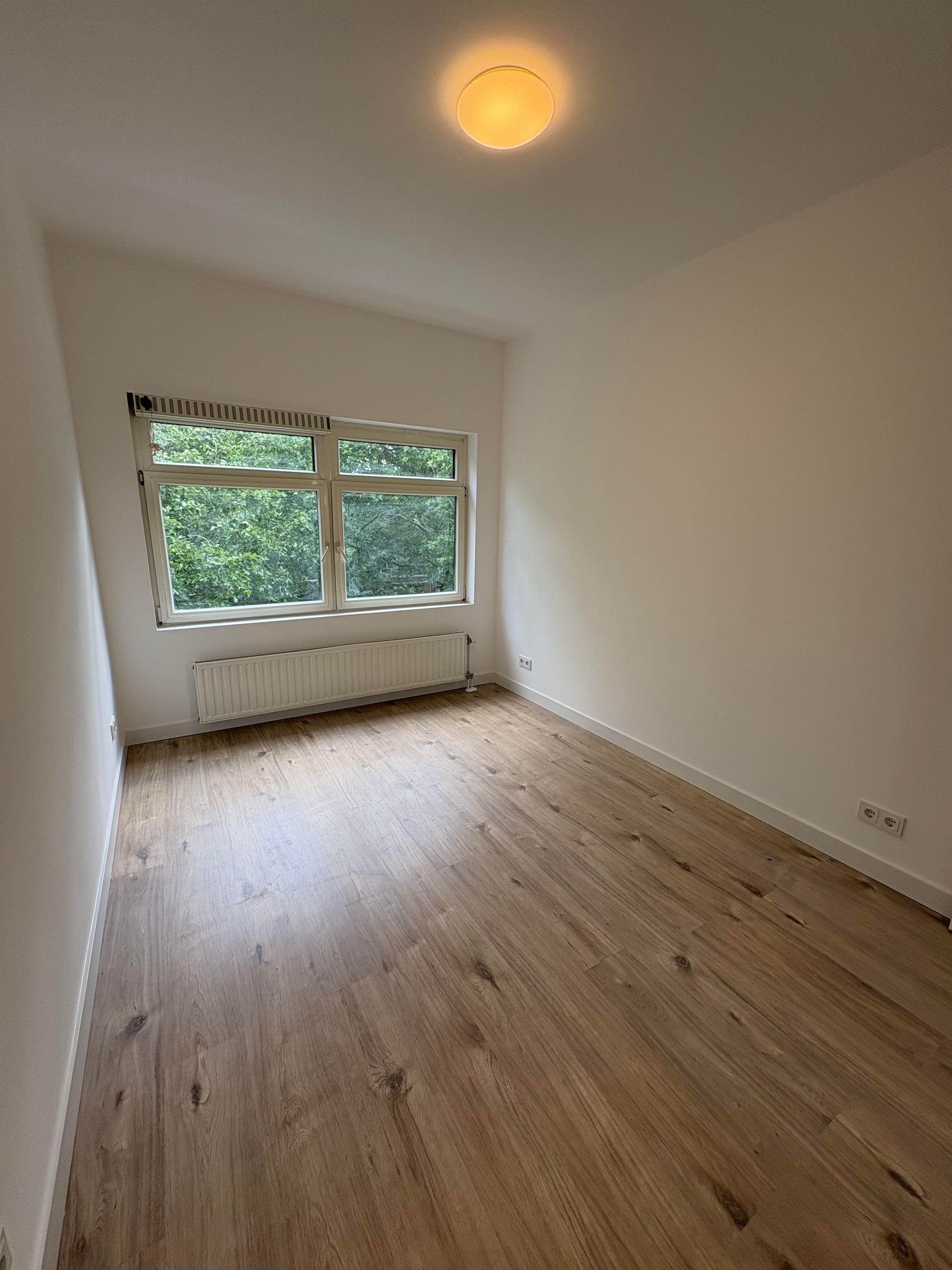 Foto 42 van Mijnsherenlaan 103-C