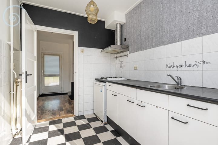 Foto 10 van Emmastraat 6