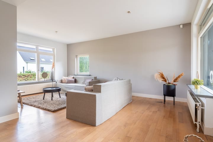 Foto 2 van Postbaan 28