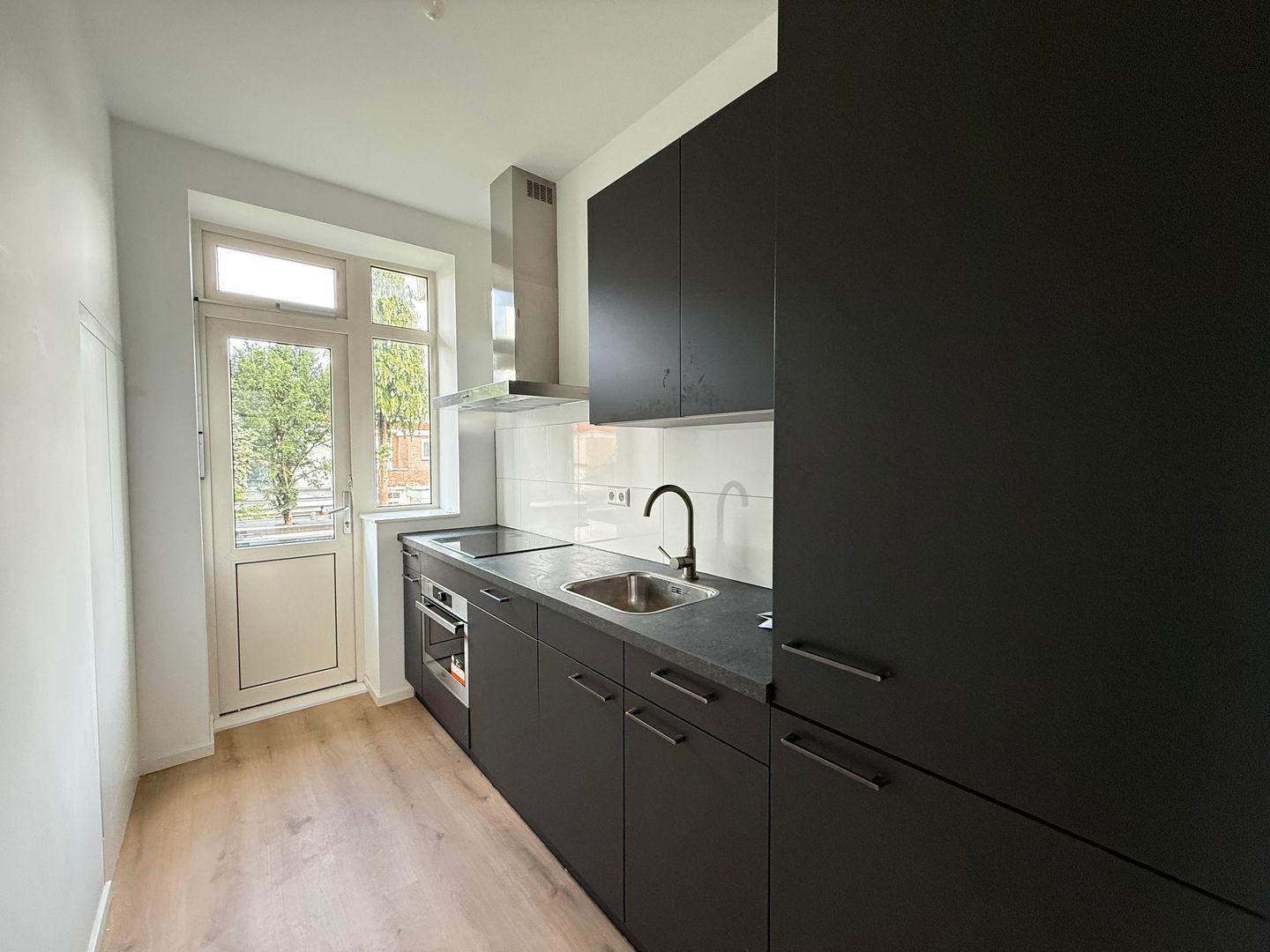 Foto 10 van Veenendaalkade 283