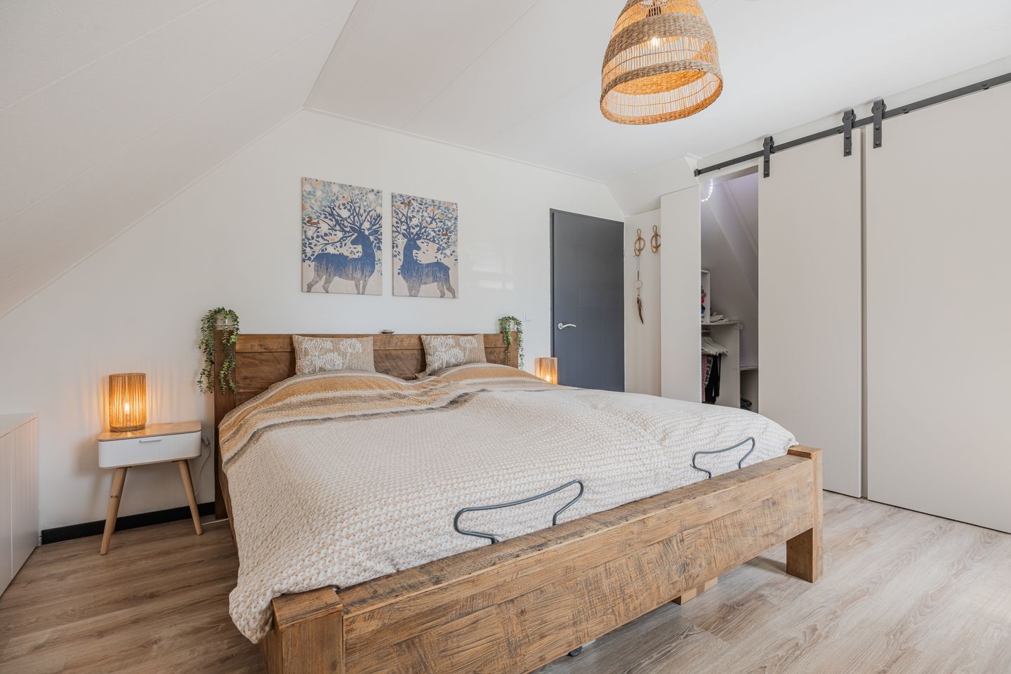 Foto 25 van Montanusstraat 10