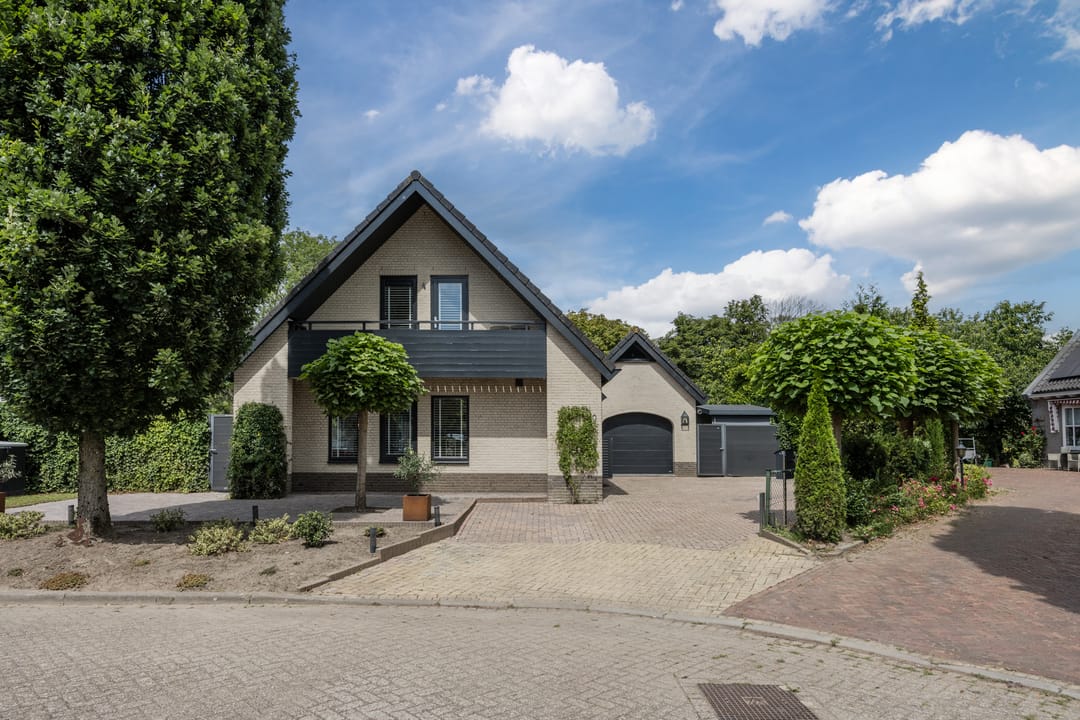 Foto 43 van Montanusstraat 10