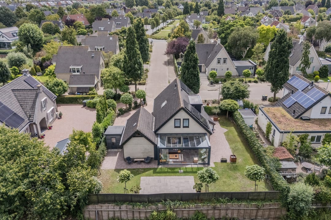 Foto 46 van Montanusstraat 10