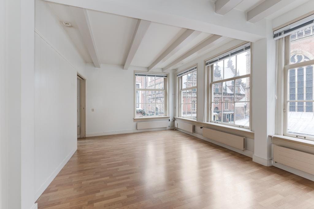 Foto 3 van Warmoesstraat 1-C