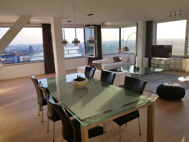 Foto 7 van Landverhuizersplein 132