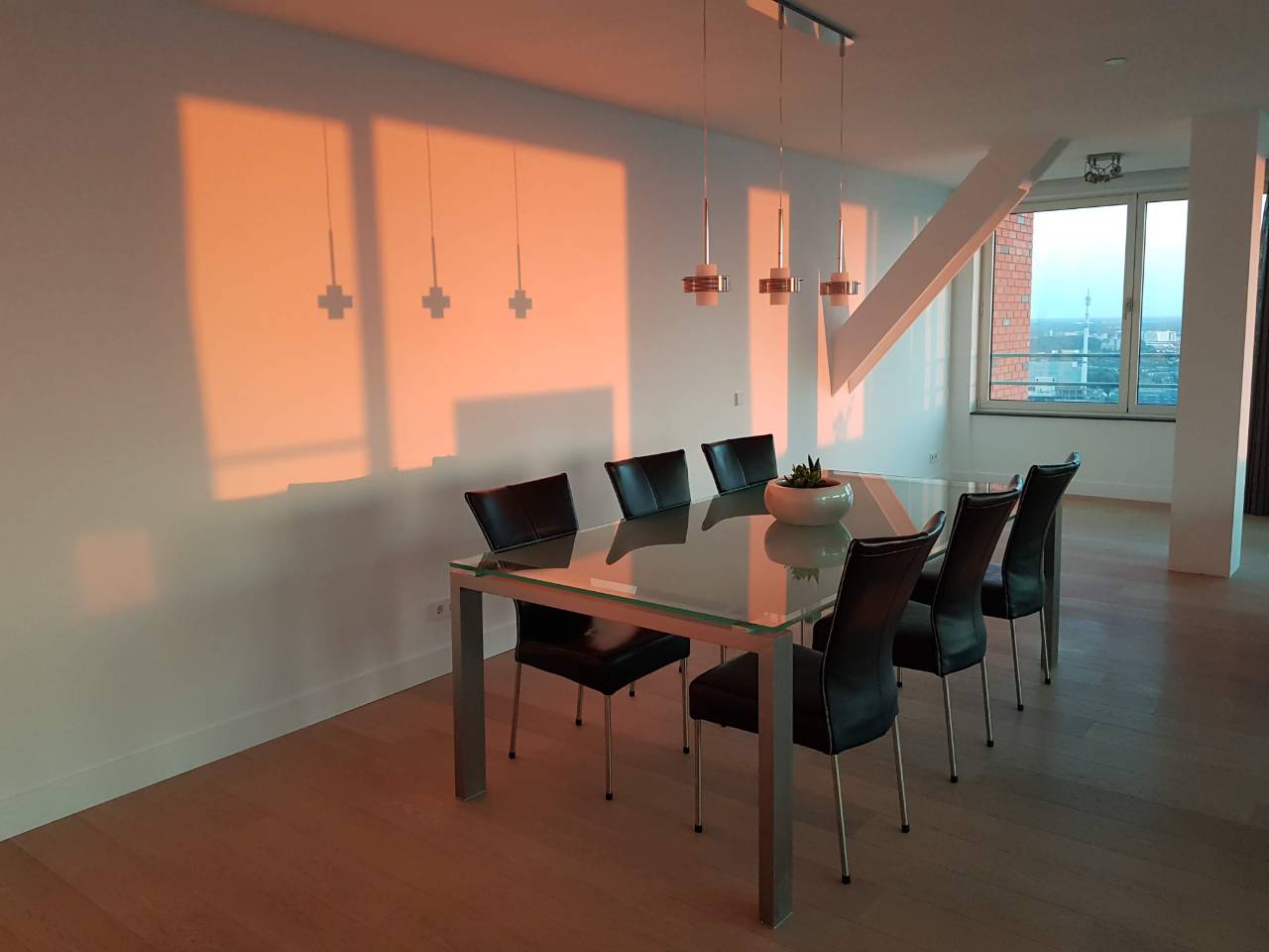 Foto 10 van Landverhuizersplein 132