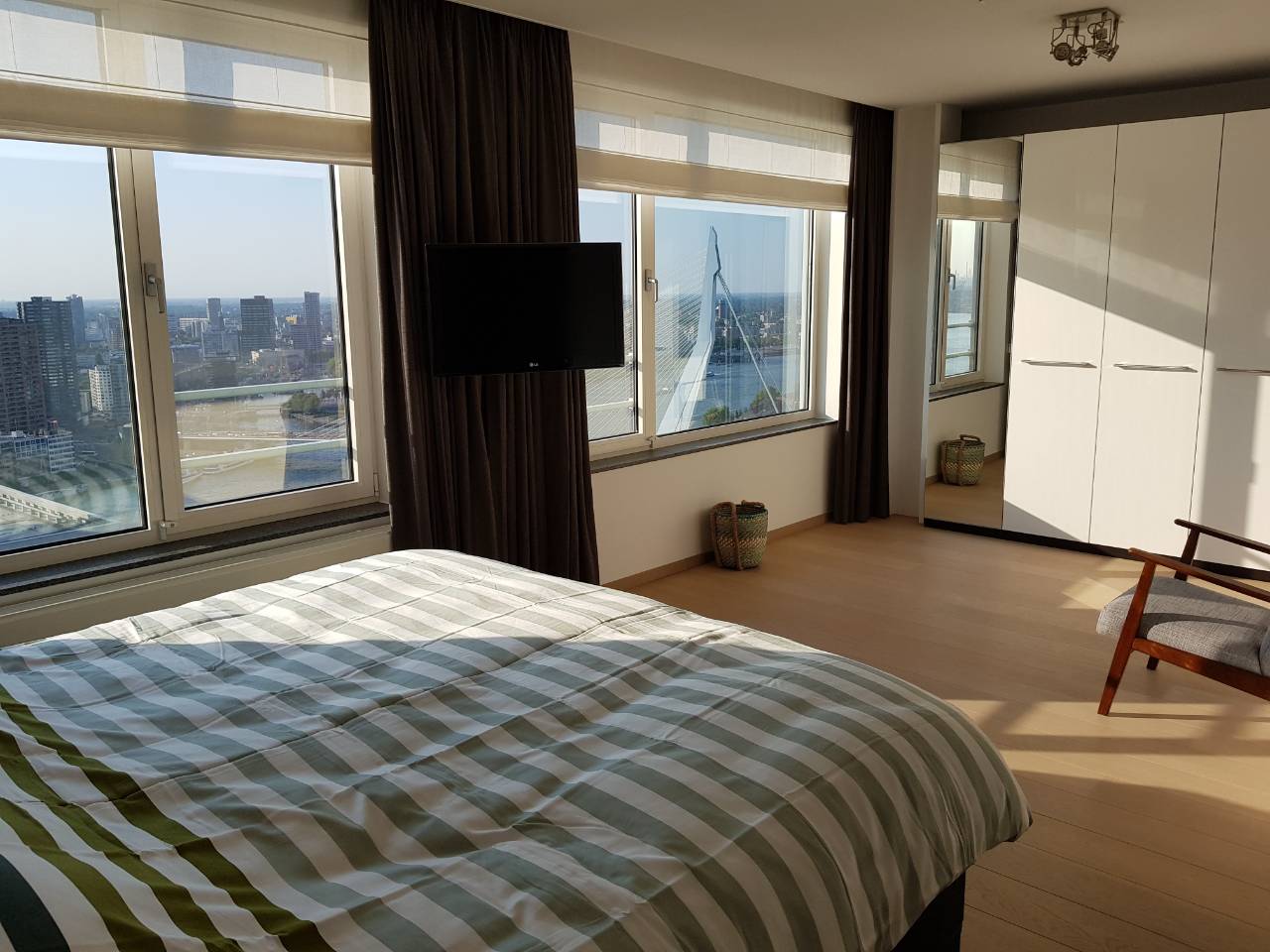 Foto 14 van Landverhuizersplein 132