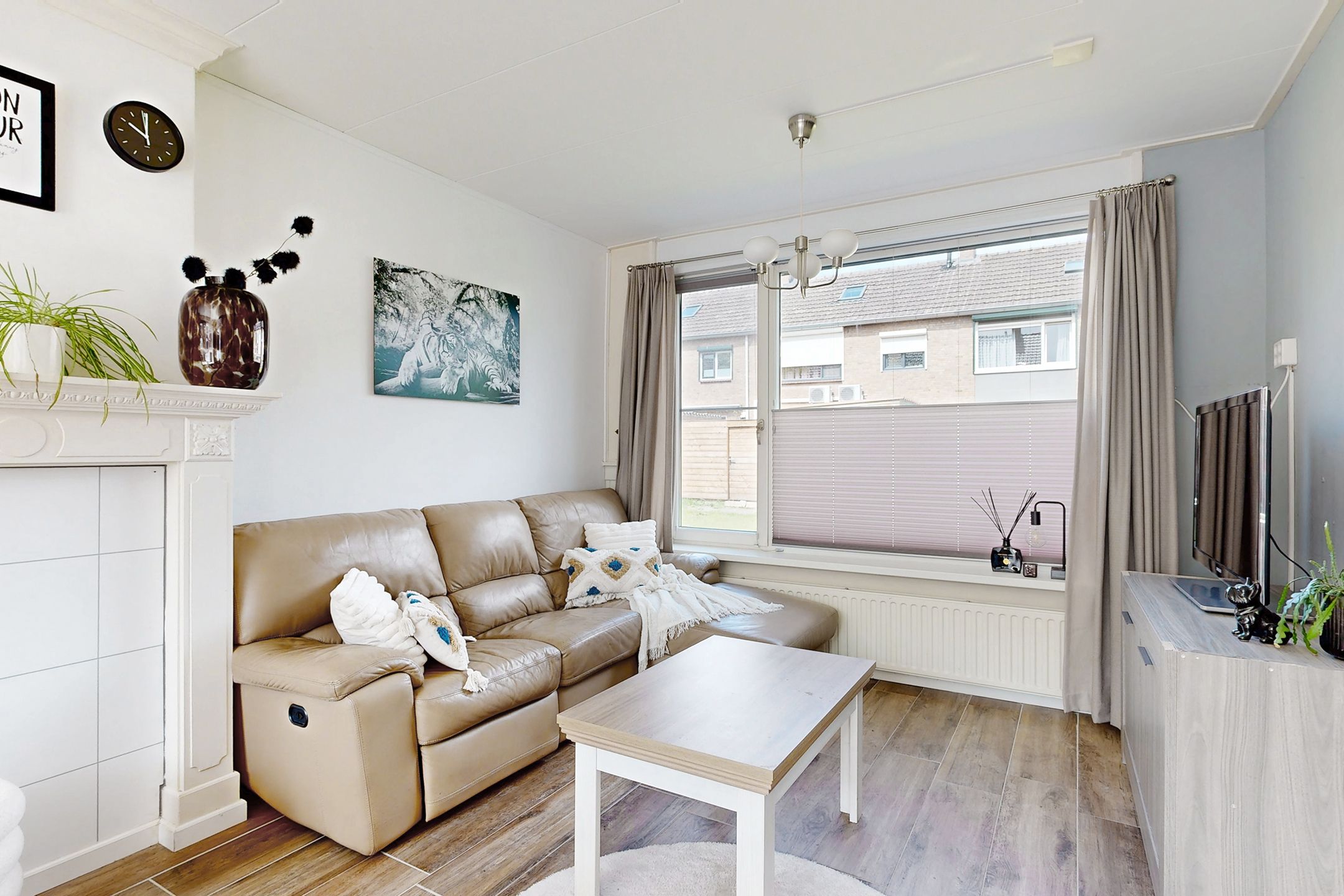 Photo 12 of Pieter de Hooghstraat 37