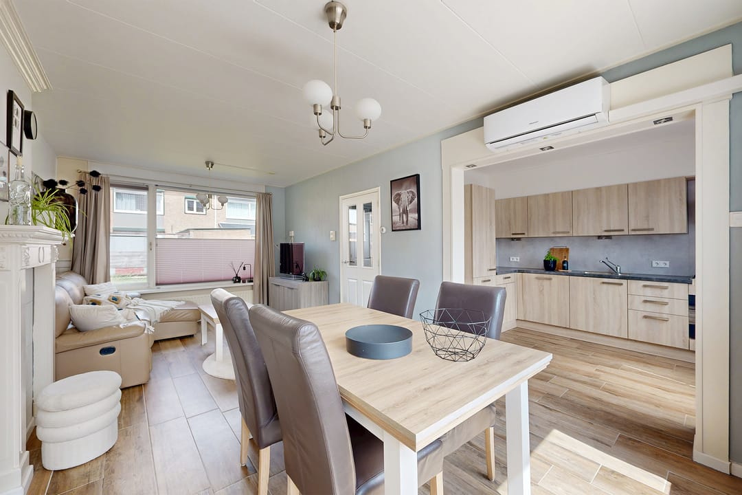 Photo 17 of Pieter de Hooghstraat 37