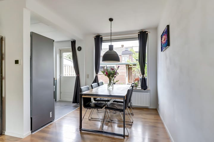 Foto 17 van De Ruyterweg 15