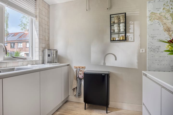 Foto 18 van Weegbreestraat 8