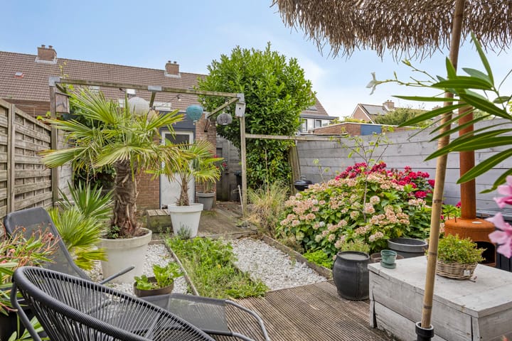 Foto 6 van Weegbreestraat 8