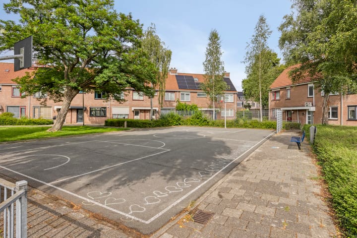 Foto 31 van Weegbreestraat 8