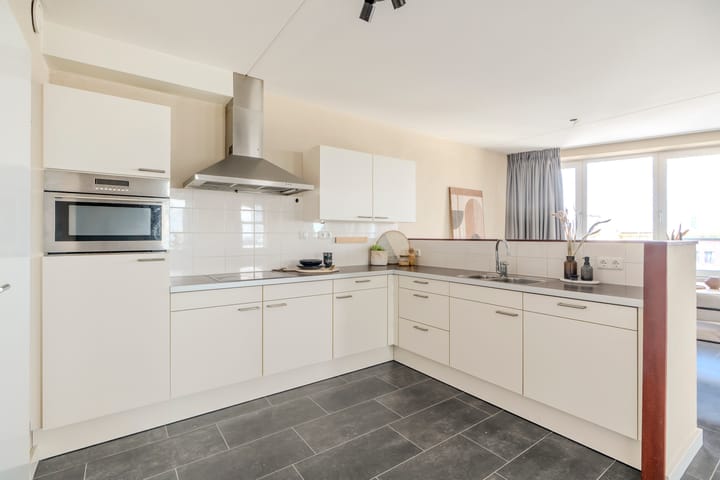 Foto 18 van Emmasingel 31-77