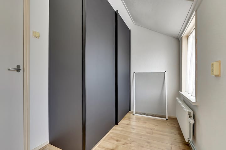 Photo 20 of Zeeasterstraat 11