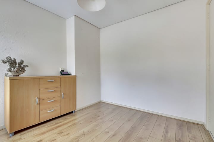 Photo 22 of Zeeasterstraat 11