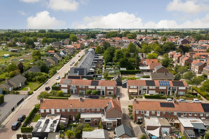 Photo 31 of Zeeasterstraat 11