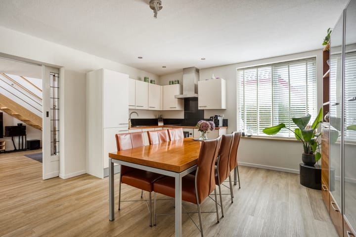 Foto 32 van Molenstraat 42