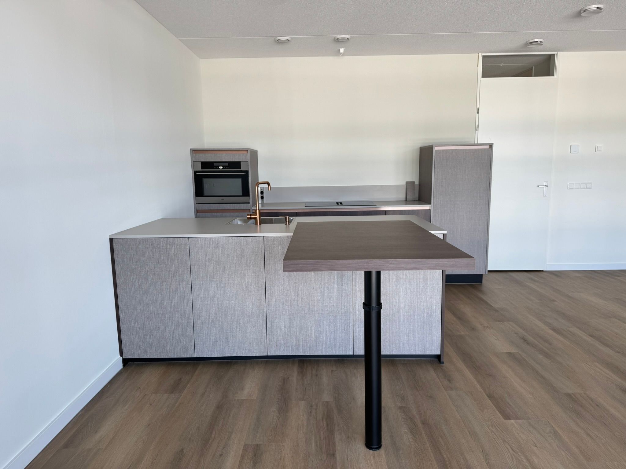 Foto 12 van Stationsplein 46