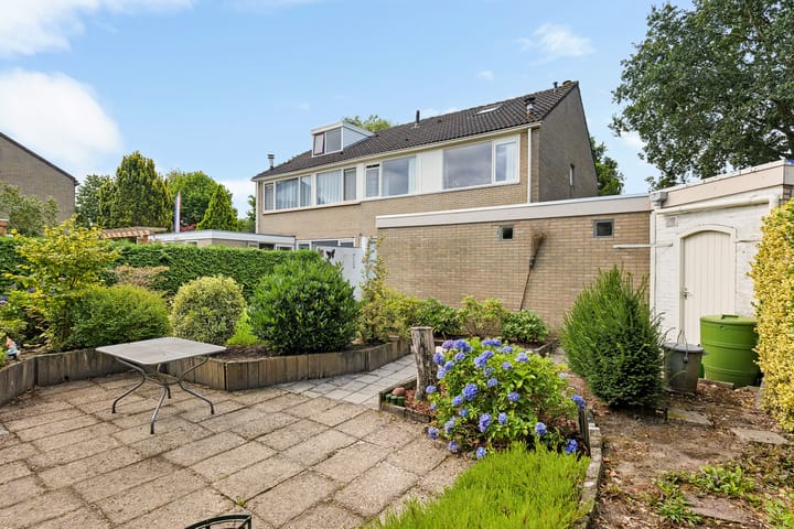 Foto 38 van Lingestraat 1