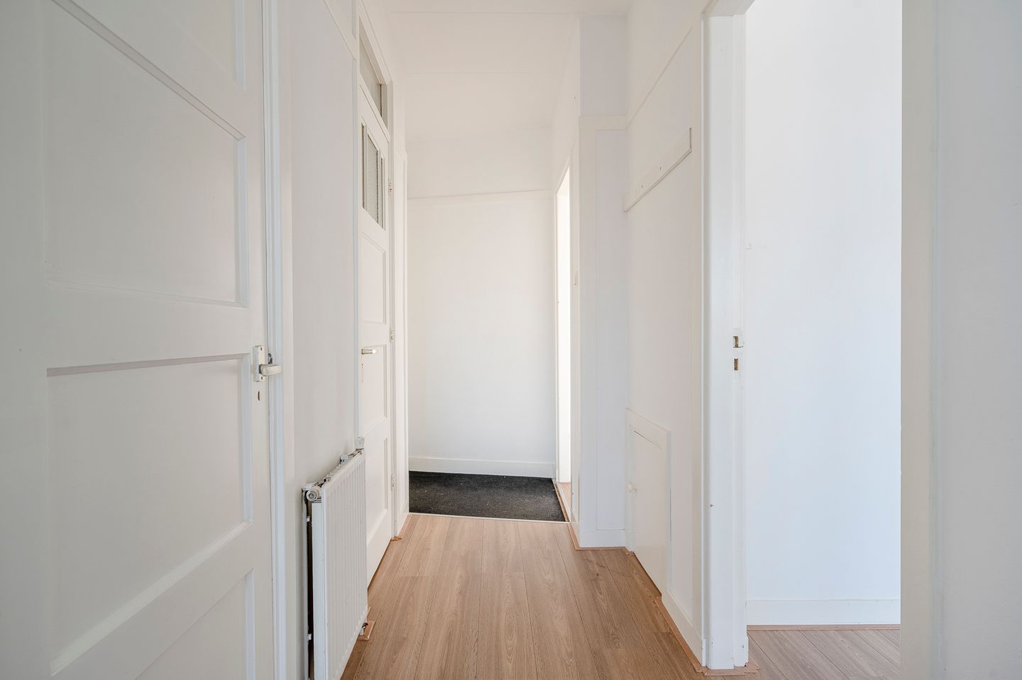 Photo 5 of Zeeruststraat 214