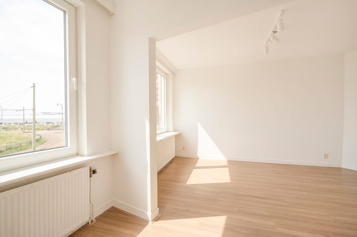 Foto 12 van Zeeruststraat 214