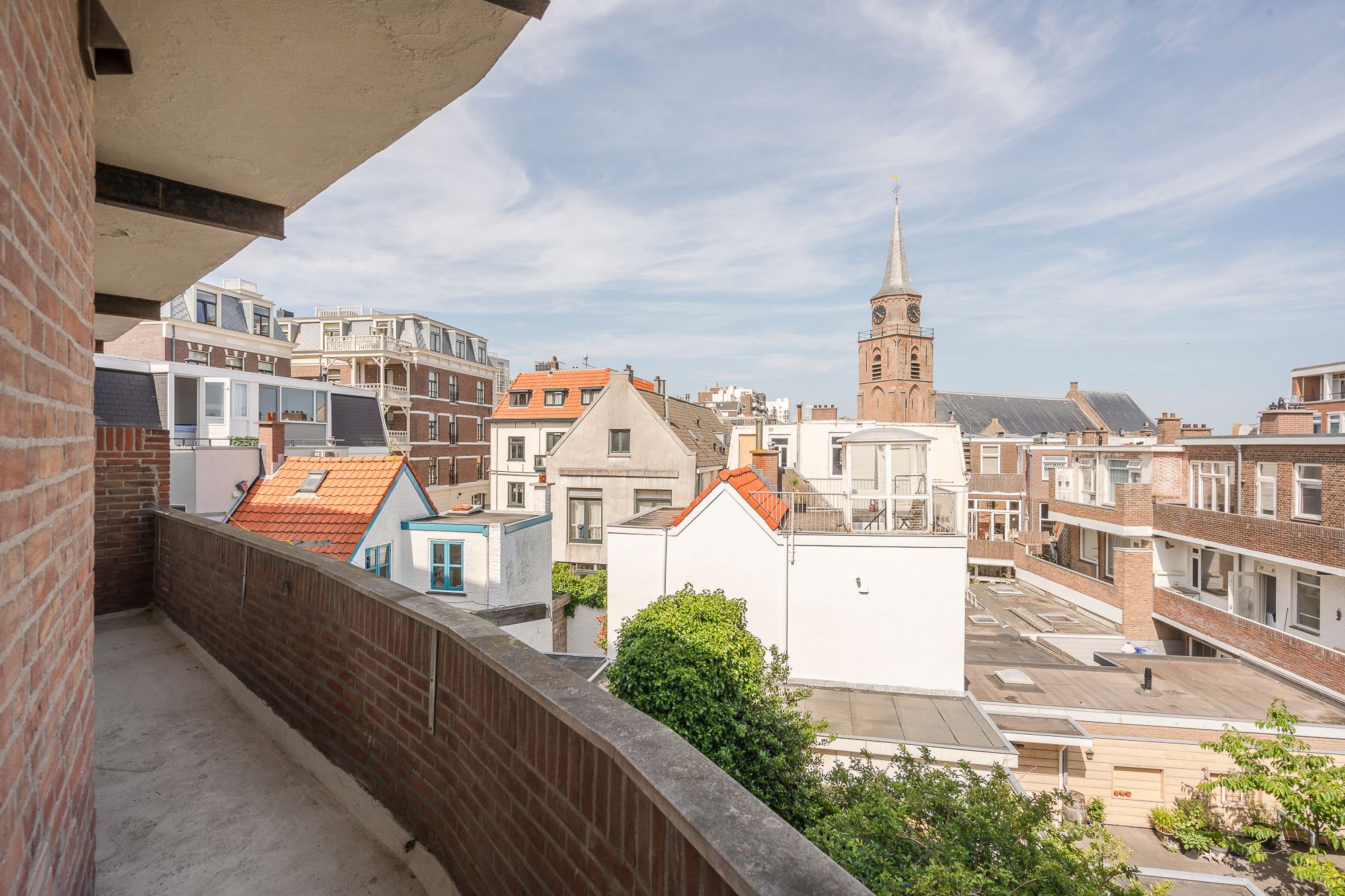 Photo 21 of Zeeruststraat 214