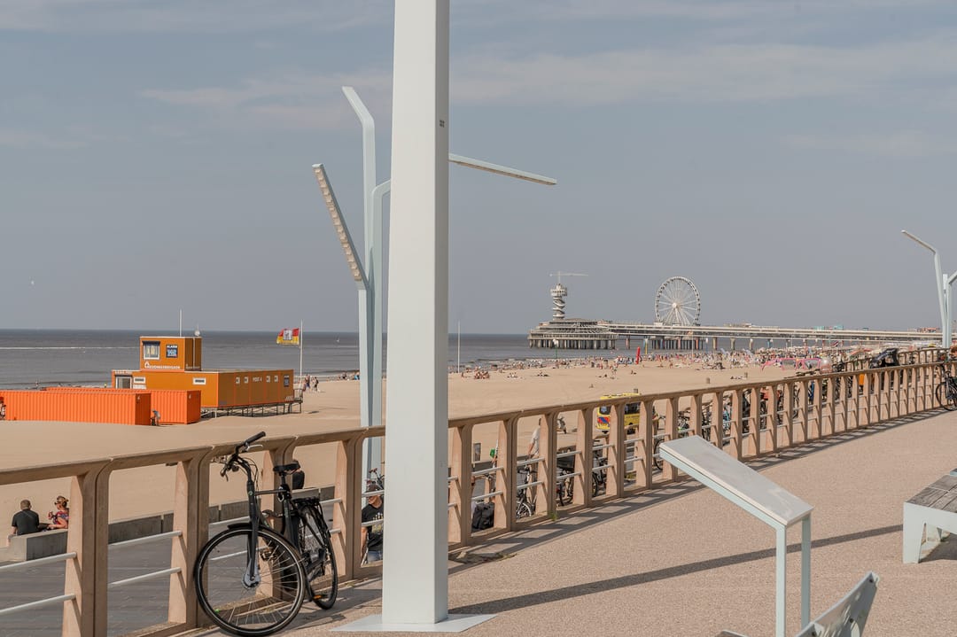 Photo 23 of Zeeruststraat 214