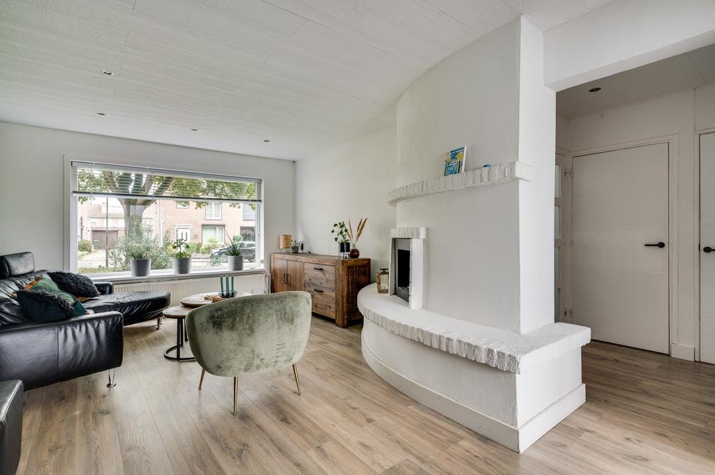 Foto 2 van Gouverneur Houbenstraat 21