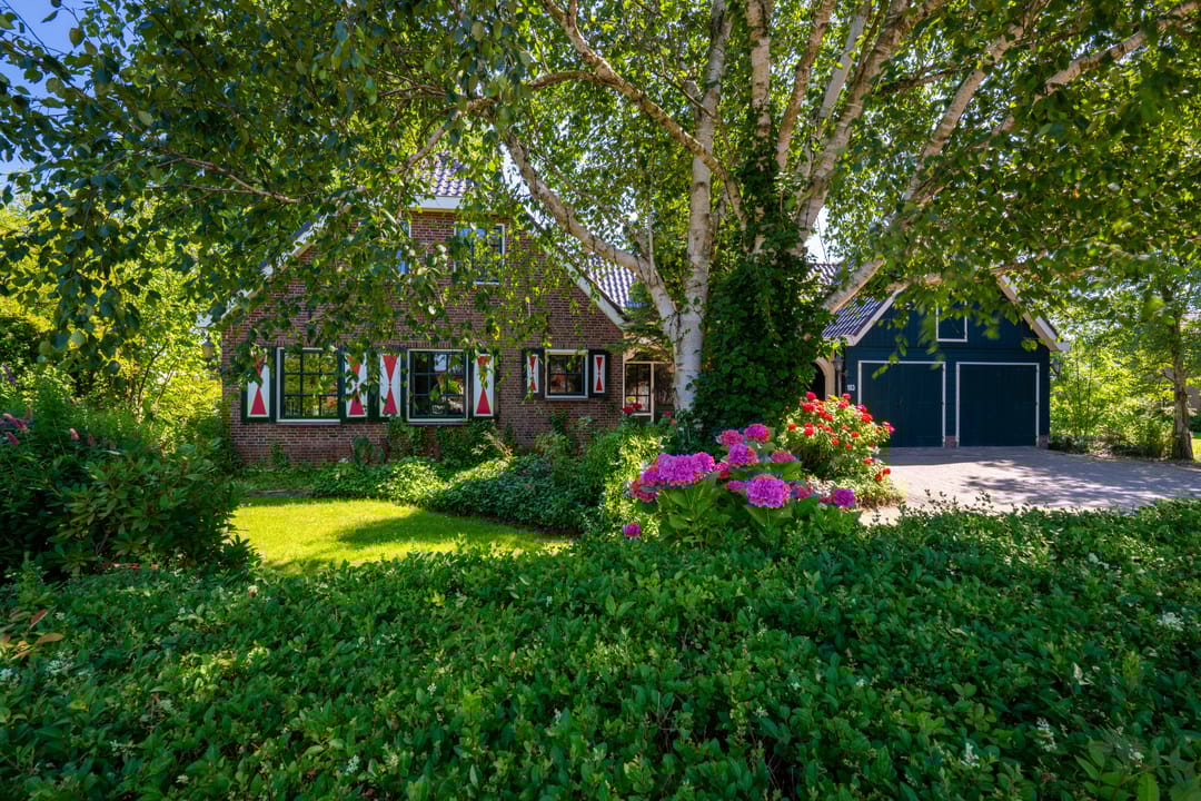 Foto 2 van Den Ilp 103