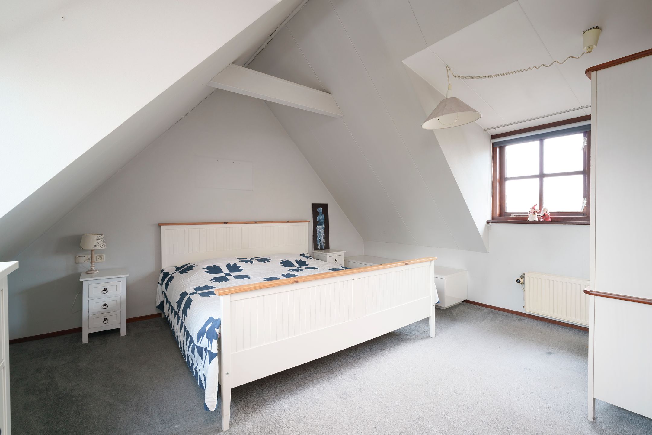 Foto 24 van Den Ilp 103