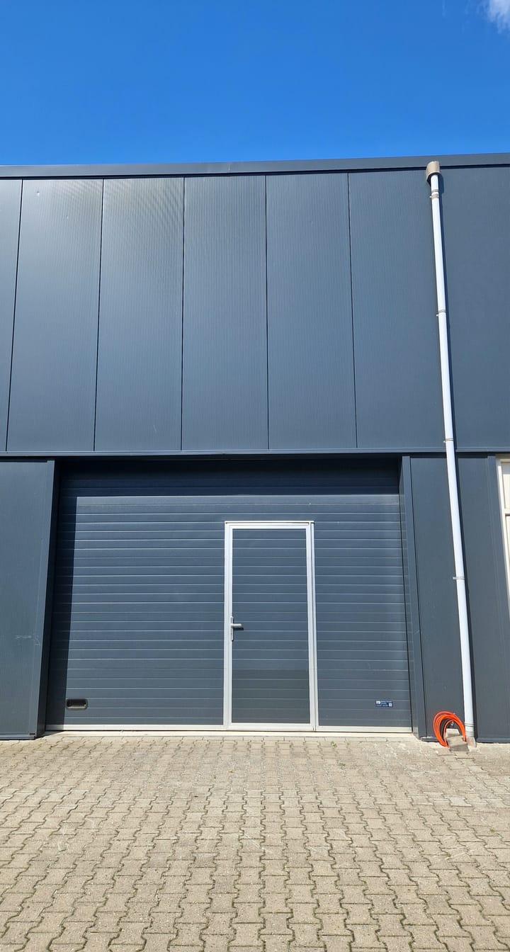 Scholtensoven 13, Borne