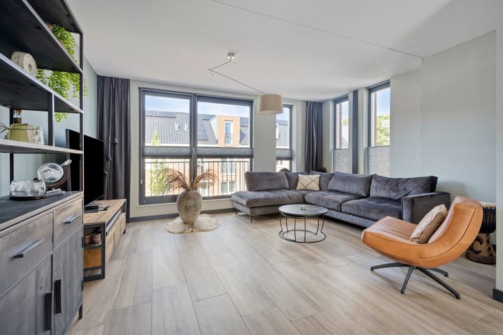 Foto 2 van Santrijnhof 103