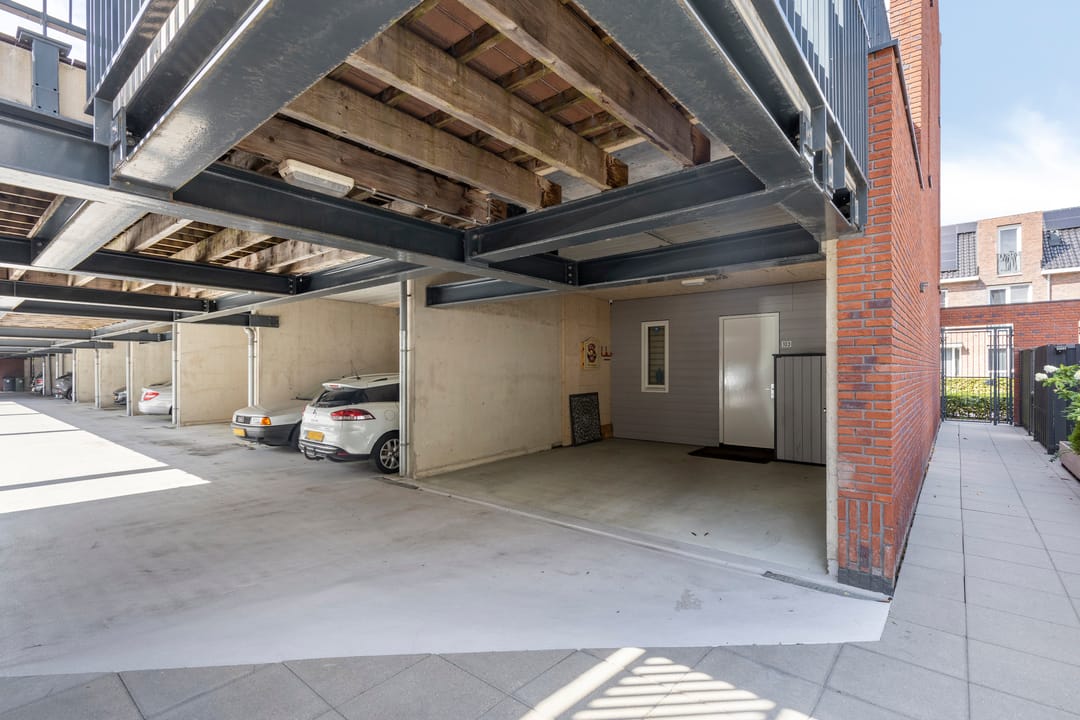 Foto 7 van Santrijnhof 103