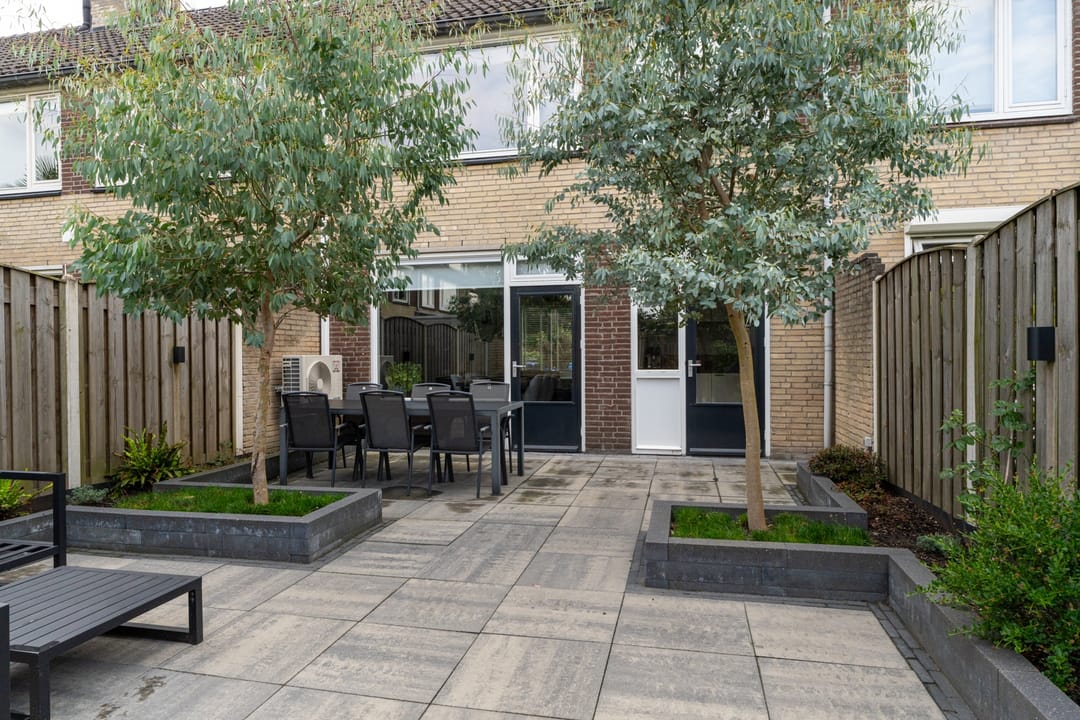 Photo 2 of Van Leeuwenhoeklaan 27