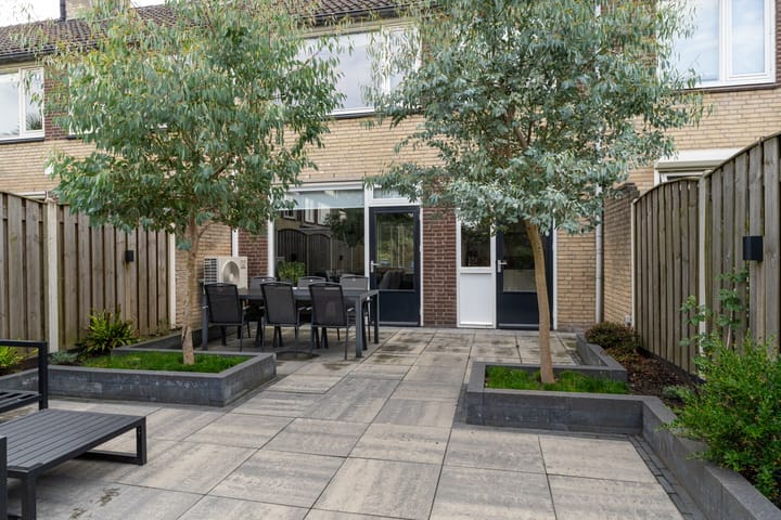 Foto 2 van Van Leeuwenhoeklaan 27