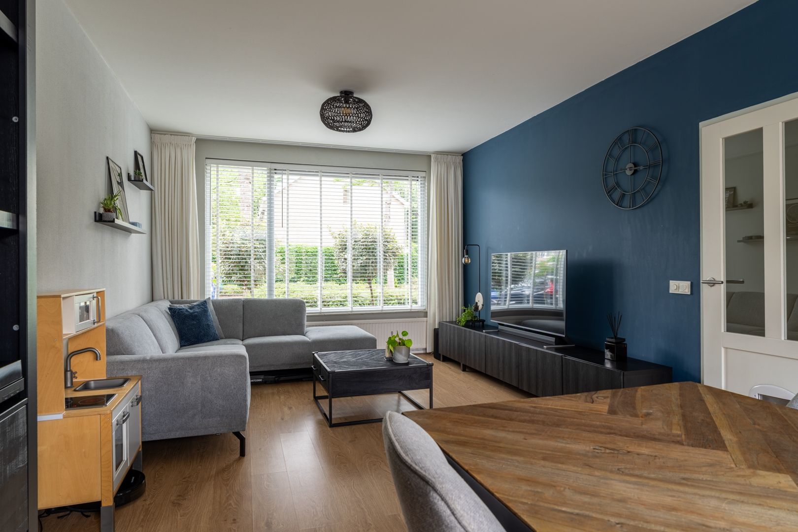 Photo 3 of Van Leeuwenhoeklaan 27