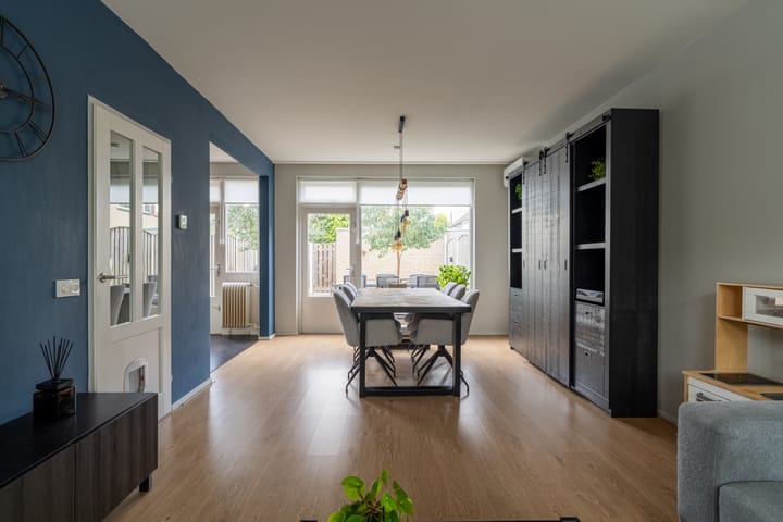 Foto 10 van Van Leeuwenhoeklaan 27