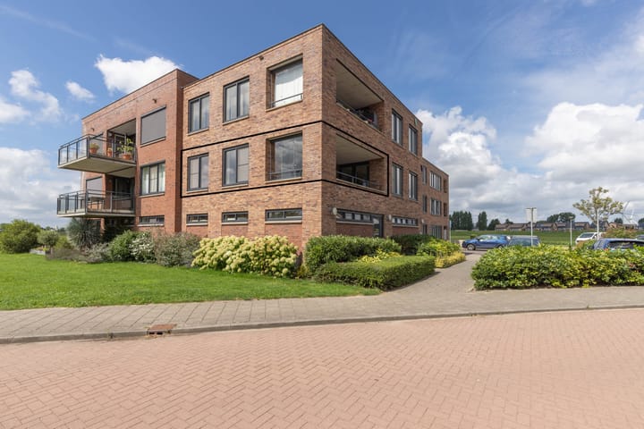 Foto 2 van Leeuwerik 9