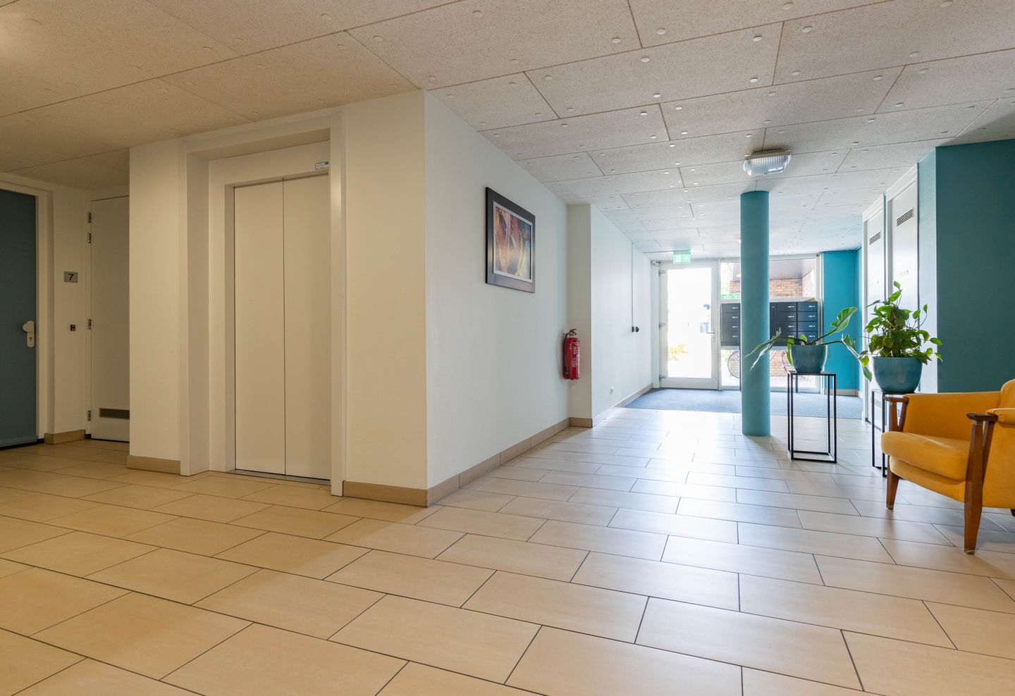 Photo 4 of Leeuwerik 9