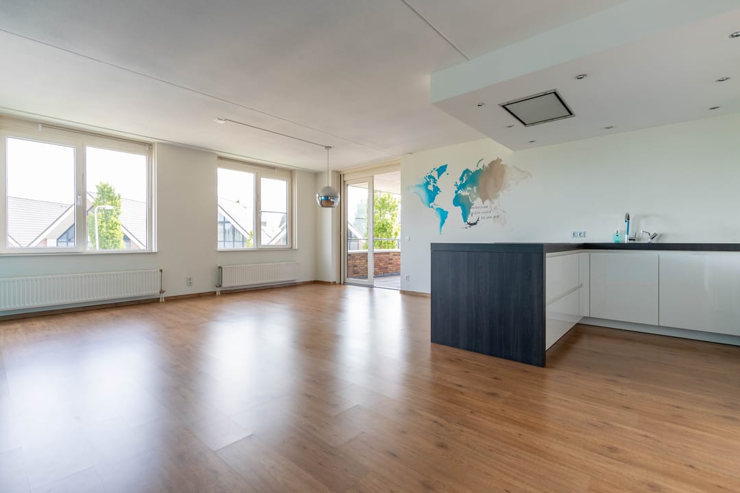 Photo 8 of Leeuwerik 9