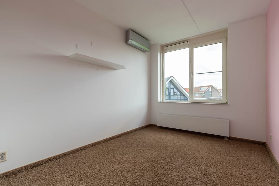 Photo 23 of Leeuwerik 9