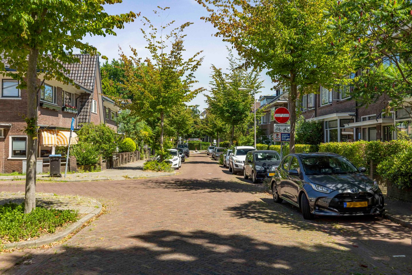 Foto 4 van Burg. Van Marlestraat 47