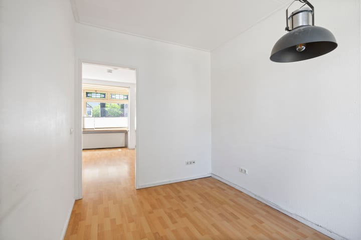 Foto 9 van Burg. Van Marlestraat 47