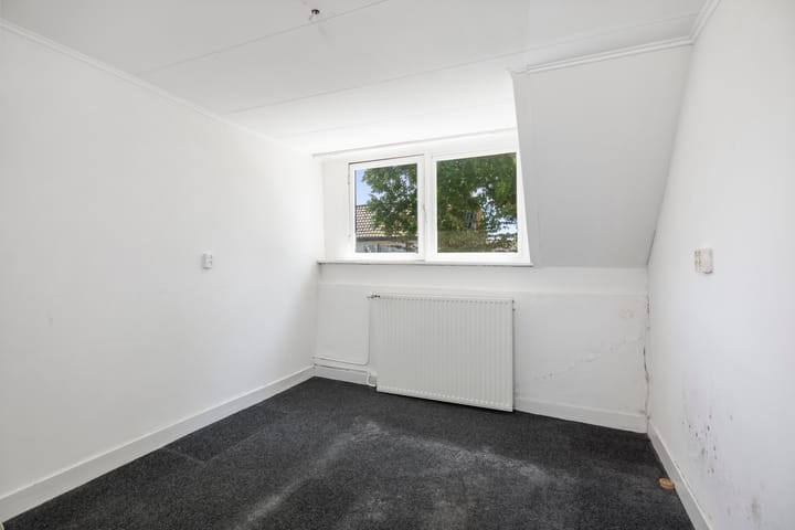 Foto 22 van Burg. Van Marlestraat 47