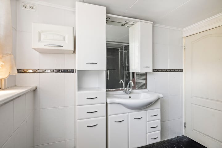 Foto 23 van Burg. Van Marlestraat 47